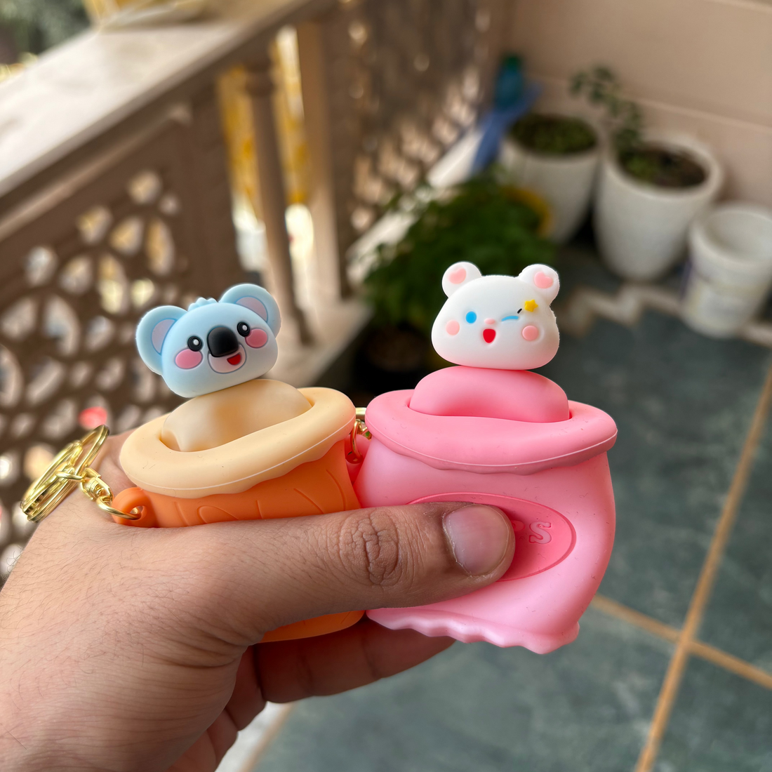 Stress buster squeezing keychains