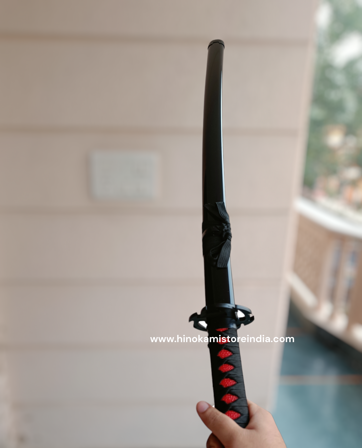 Bleach ichigo bankai V2 - wooden katana ( cod not available on this product)
